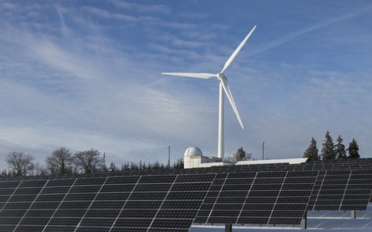solar and wind farm